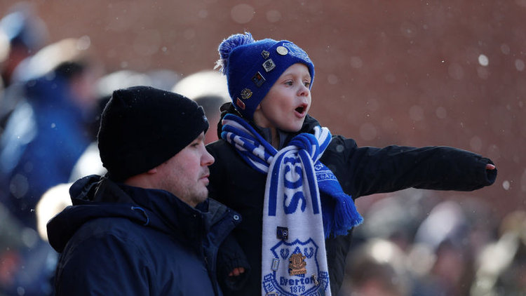 İngilizler'den Cenk Tosun tezahüratı!