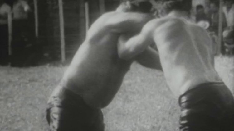 Yıl 1965: BBC yağlı güreşleri Kırkpınar'da araştırdı