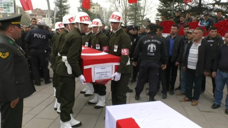 Afrin şehidi sözleşmeli er Güllü, son yolculuğuna uğurlandı