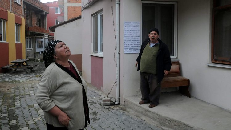 Kardeşlerin pankartlı miras kavgası!