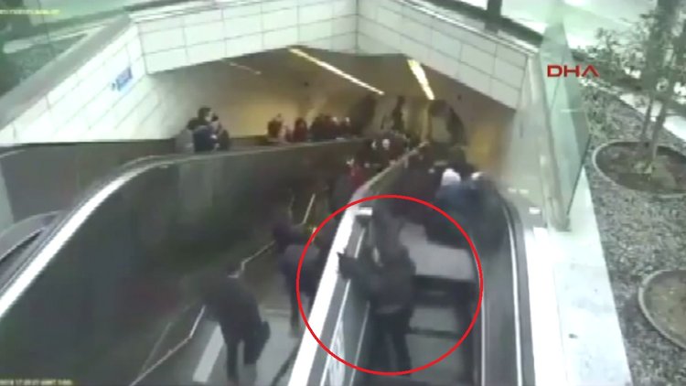 Maslak&#039;taki yürüyen merdiven dehşeti kamerada!