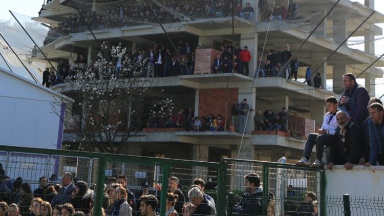 Hopalı taraftarlar maçı böyle izledi!