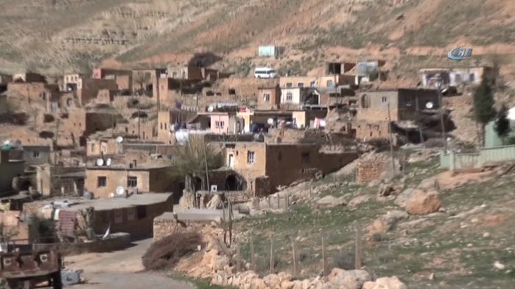 Bu köyde herkes diken üstünde