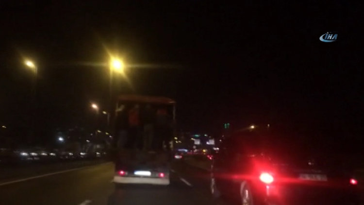 Otoyolda elma servisi kamerada