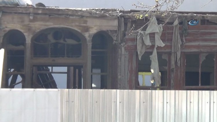 Metruk binada 8 adet patlamamış el bombası bulundu