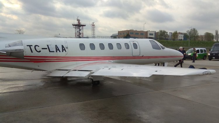 Atatürk Havalimanı'nda panik anları! Kerimcan Durmaz da o uçaktaydı