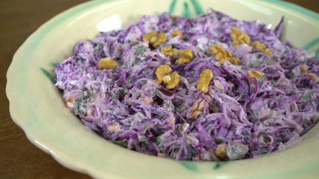 Tel Şehriyeli Mor Salata