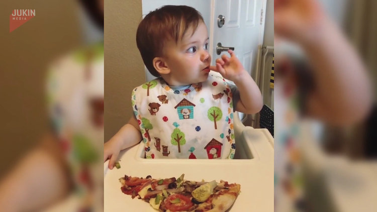 Pizza ile her şey daha güzel