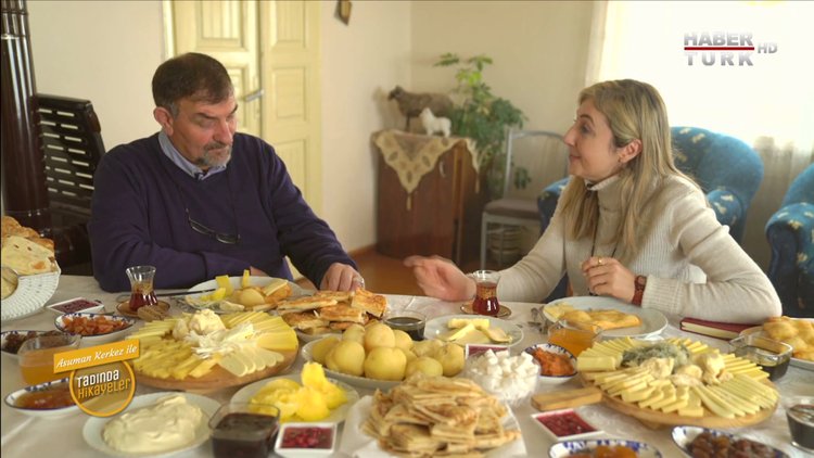 Gravyer ve Kaşar peyniri (Kars)