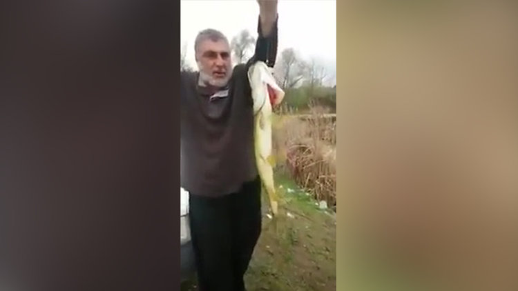Yakaladığı büyük balığı kaçıran adamın dramı