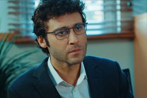 Alper tutuksuz yargılanıyor!