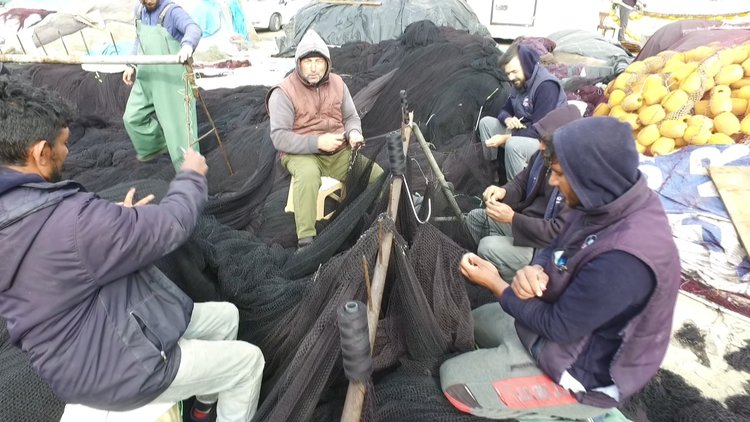 Balık sezonu bitti! Gurbetteki balıkçılar evlerine dönmeye hazırlanıyor