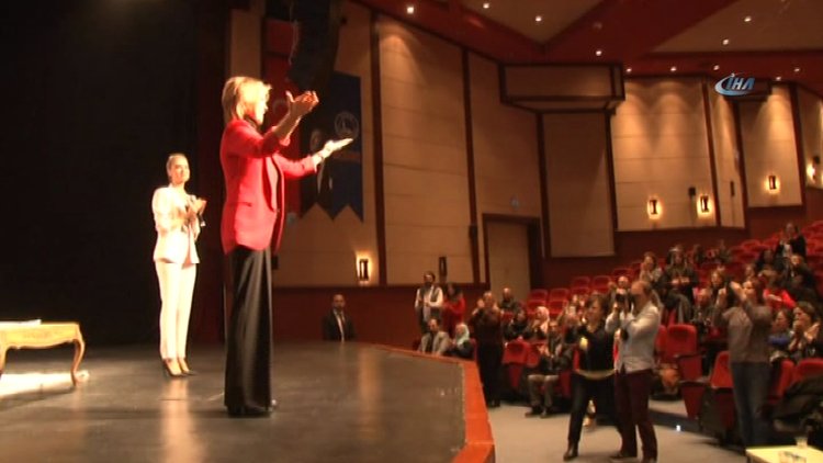 Filiz Akın sinemadaki idolünü açıkladı