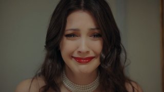 Can'ın Hande ile evlenmesini istemeyen Duru, Hande'nin haberi görmesini sağlıyor.