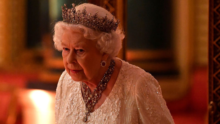 66 yıllık bir taht serüveni: Kraliçe II. Elizabeth 92 yaşında!