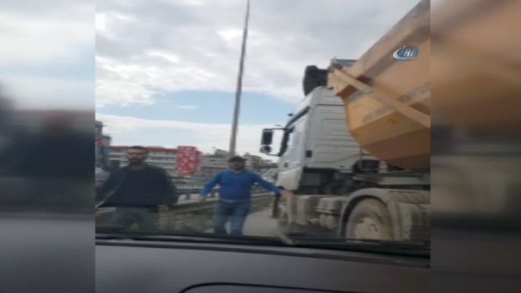 Hafriyat kamyonları yarıştı! Görüntülenince yol kesip tehdit ettiler