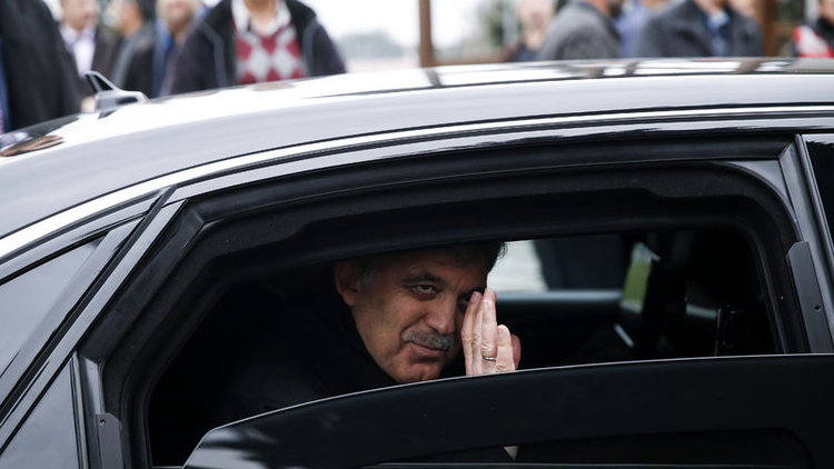 Abdullah Gül cumhurbaşkanı adayı olacak mı? Sessizliğini bozdu