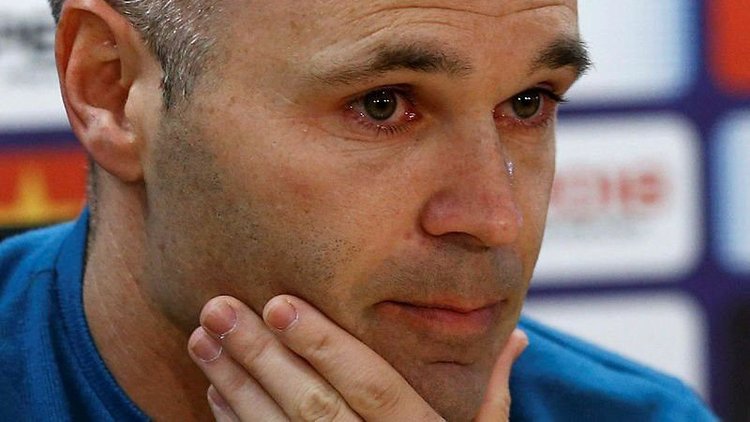 Barcelona&#039;da bir dönemin sonu! Yıldız futbolcu gözyaşlarına boğuldu