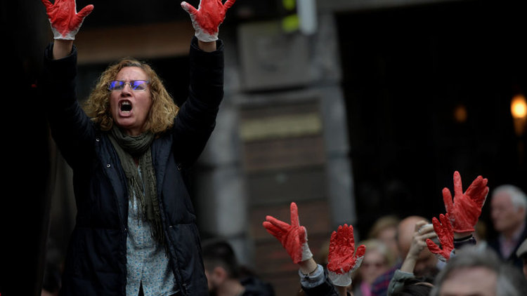 İspanya&#039;da &#039;ataerkil yargı sistemine&#039; dev protesto!