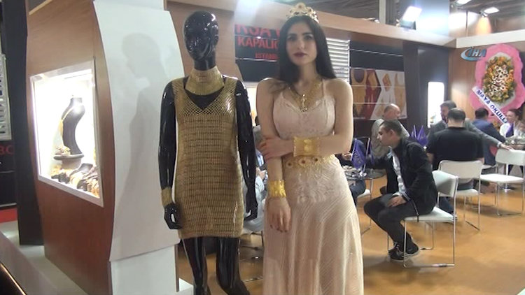 1 milyon liralık elbise