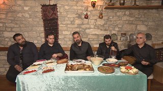 Turgay Başyayla, Çanakkale’deki lezzet yolculuğuna Gökçeada ilçesine bağlı Bademli köyünden başlayarak devam etti. 