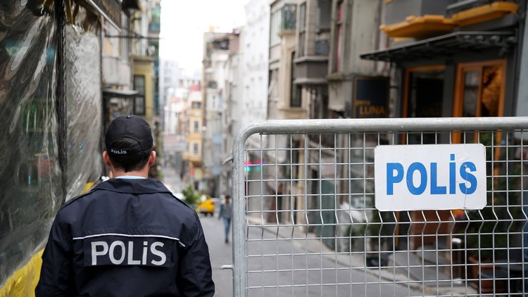 1 Mayıs nedeniyle Taksim&#039;de güvenlik çemberi