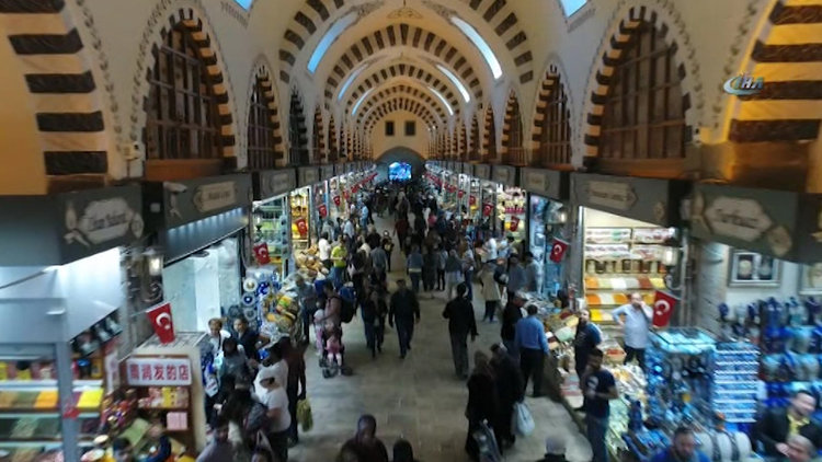 Restorasyonu tamamlanan Mısır Çarşısı havadan görüntülendi