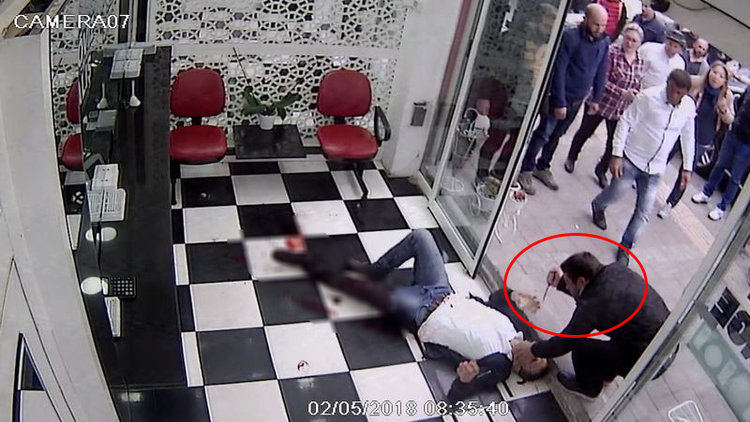 Beykoz'da değnekçi dehşeti! Defalarca bıçakladı!