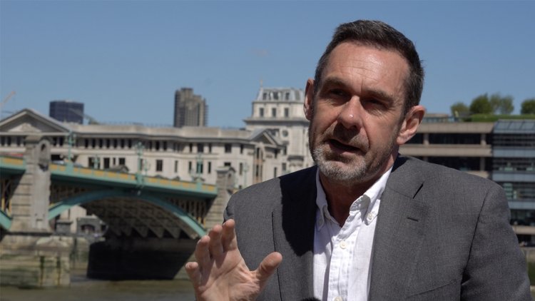 Karl Marx doğumundan 200 yıl sonra neden hâlâ güncel?