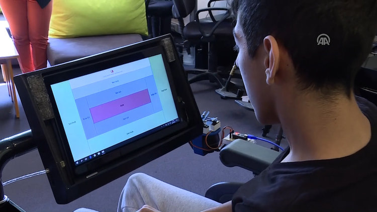 ODTÜ'den göz hareketleriyle kontrol edilebilen tekerlekli sandalye