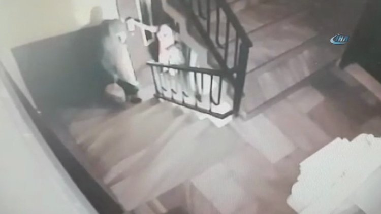 4 ve 6 yaşlarındaki iki kız kardeş 3 kadın tarafından böyle kaçırıldı