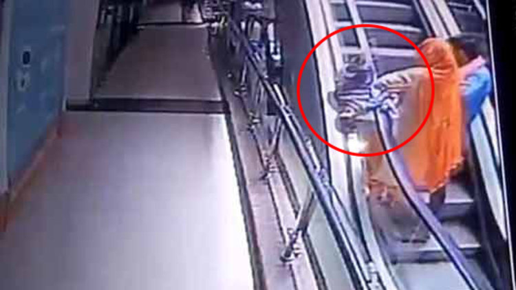 Korkunç ölüm! Selfie uğruna bebeklerinden oldular