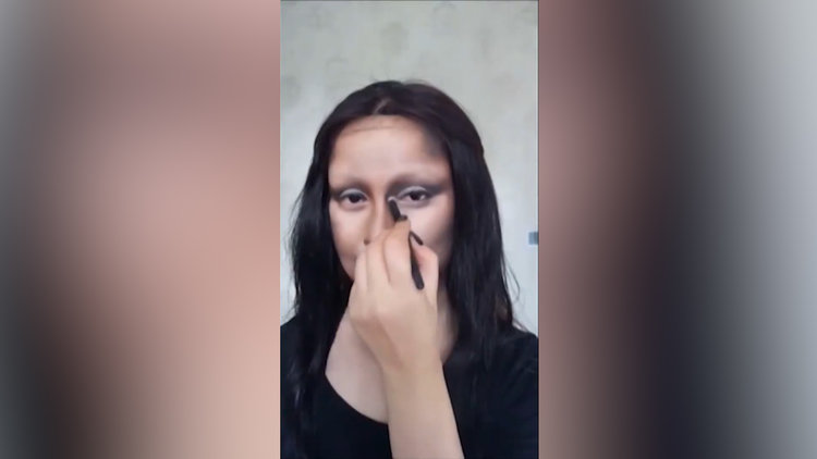 Mona Lisa makyajıyla fenomen oldu