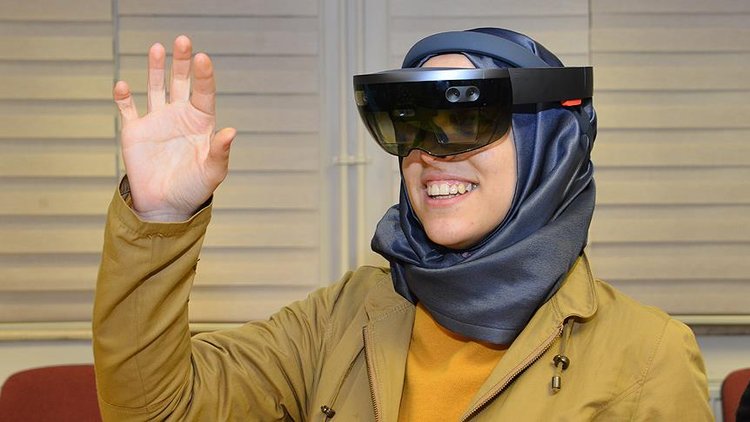 Cerrahide 'Hololens gözlük' dönemi