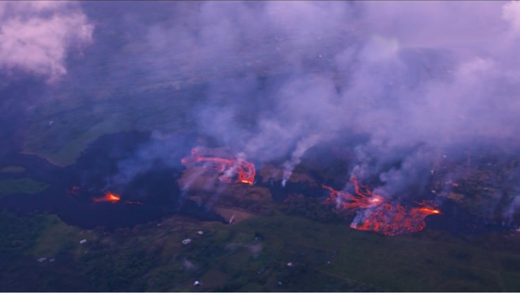Yanardağın öfkesi 2 haftadır dinmiyor... Hawaii lav ve zehirli gazın etkisinde!