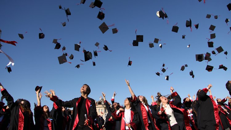 Önce eğitim sonra tören masrafı... Mezuniyet bütçesi ne kadar?