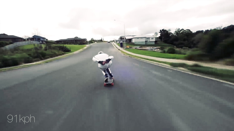 Kaykay ustasından harika bir gezinti