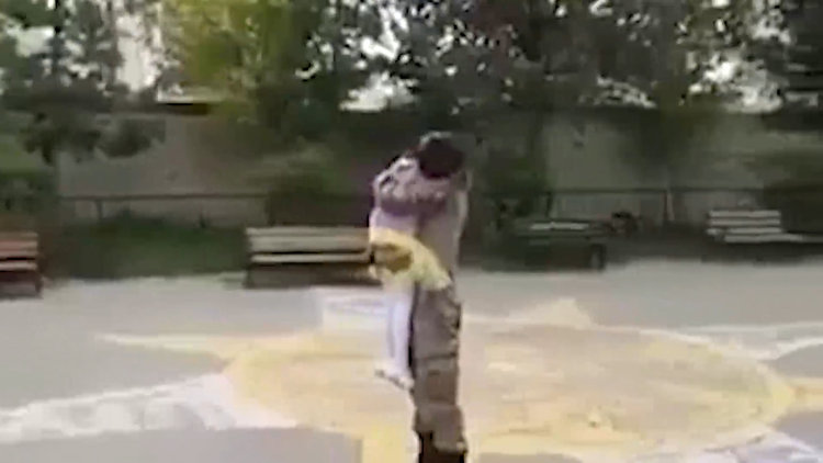 Afrin'den dönen Mehmetçik'in kızıyla buluşma anı