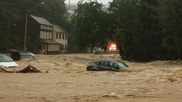 ABD sele teslim... O eyalette olağanüstü hal ilan edildi!