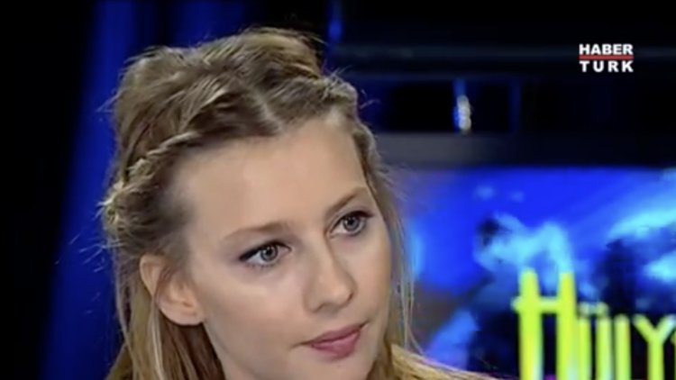 Hülya Avşar Soruyor - 2 Mayıs 2010 (Nazlı Eray, Tuba Ünsal)