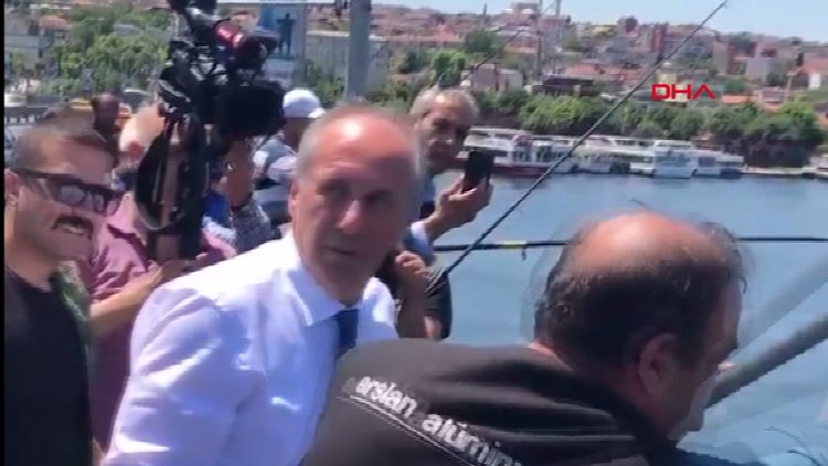 Muharrem İnce Unkapanı Köprüsü'nde balık tuttu