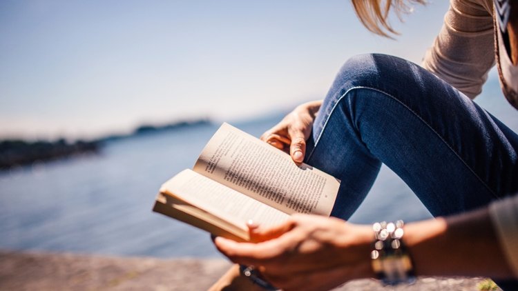 Tesadüfen okuduğu romandan eşinin ihanetini öğrendi