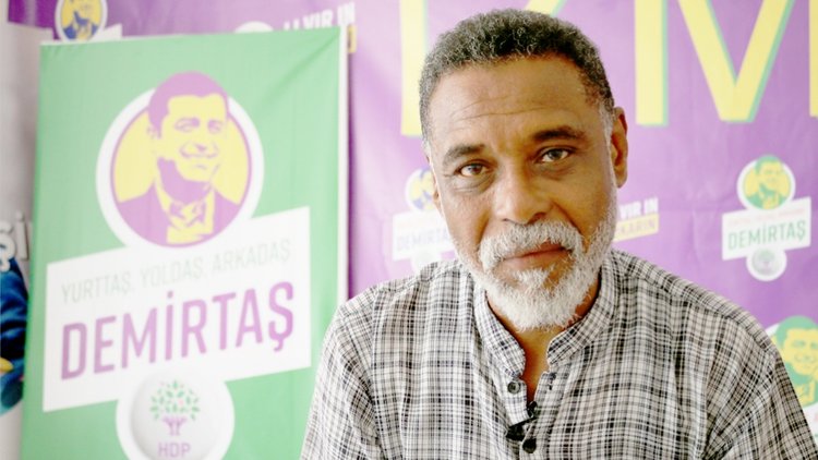 Seçilirse Türkiye'nin Afrika kökenli ilk milletvekili olacak