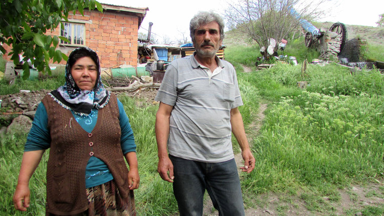 Köyüne sistem kurdu, 11 yıldır elektrik faturası ödemiyor