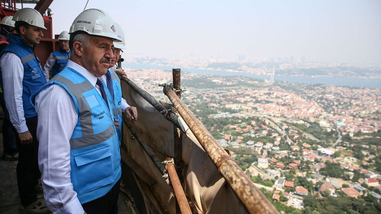 Bakan Arslan: Çamlıca Kulesi'ne yılda 4,5 milyon turist bekleniyor