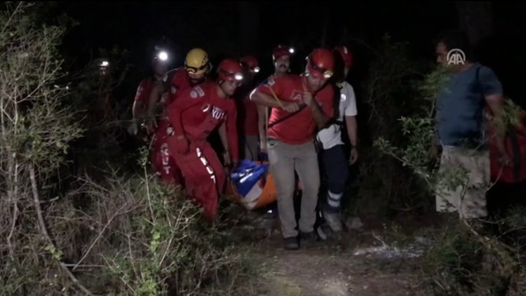 Doğa yürüyüşü kabusa döndü! 40 metrelik uçurumdan düştü