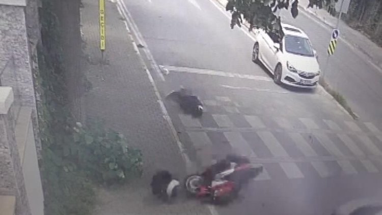 Beylikdüzü&#039;nü birbirine kattılar! Polisten kaçarken kaza yaptılar