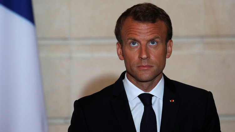 Sosyal medyanın diline düştü: Macron anahtarlık satacak çünkü...