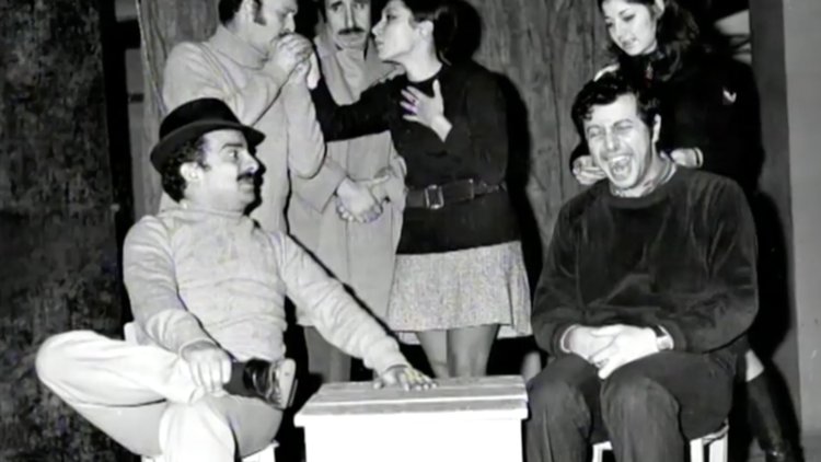 Zeki Alasya: "Tiyatro salonu kurduk ve battık"