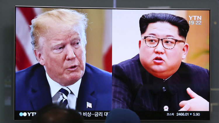 Trump&#039;ın avukatından şok iddia: Dizlerinin üstüne çöktü ve...